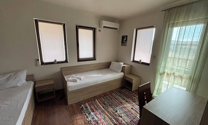 Pavel Banya Cottage | Bendida Village