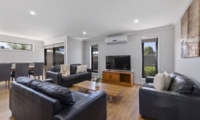 California Gully House | Bendigo Signature Accommodation on Averys