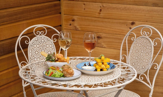 Ettrick Bed & Breakfast | Benger Garden Cafe & Chalets