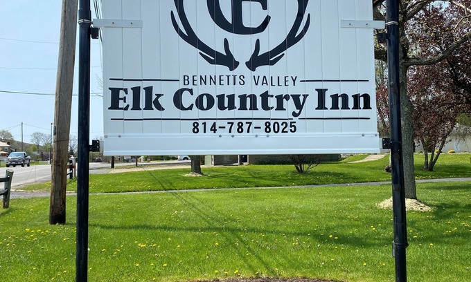 Force Hotel | Bennetts Valley Elk Country Inn