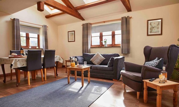 Monmouth House | Bentra - Boutique Cottage at Harrys Cottages