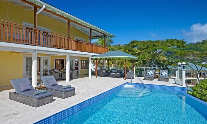 Friendship Resort | Bequia Beach Hotel - Estate Villa