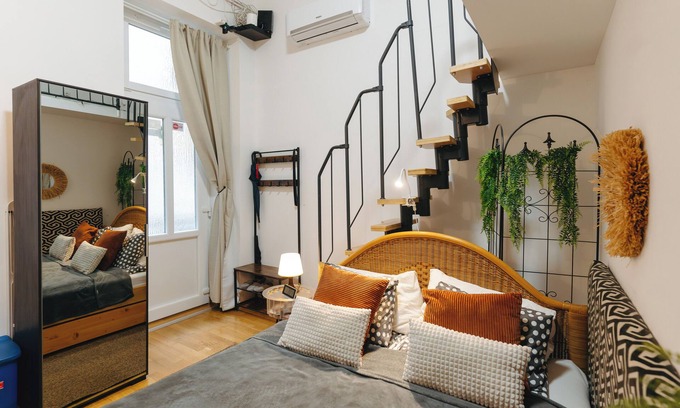 Lagymanyos House | Bercsényi apartment