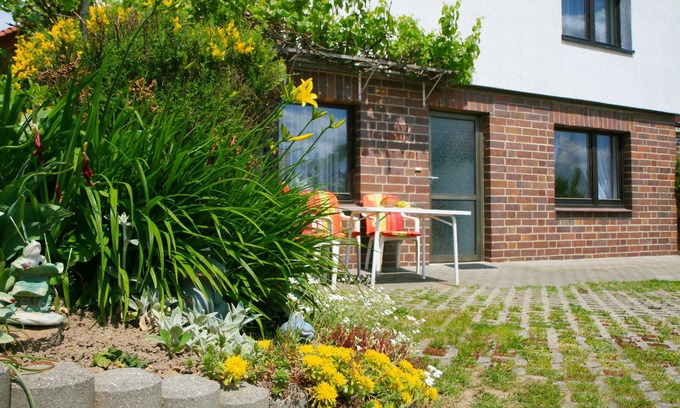 Loebau Apartment | "Bergblick" guest apartment near Löbauer Berg (Upper Lusatia)
