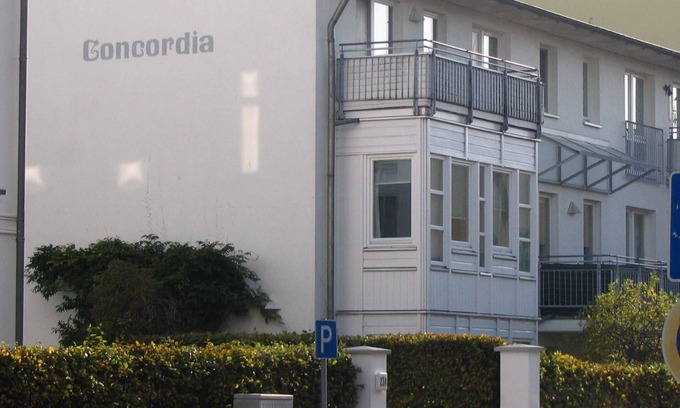 Binz Apartment | Bergen: stylish apartment with parking space and beach chair - FeWo Bergen