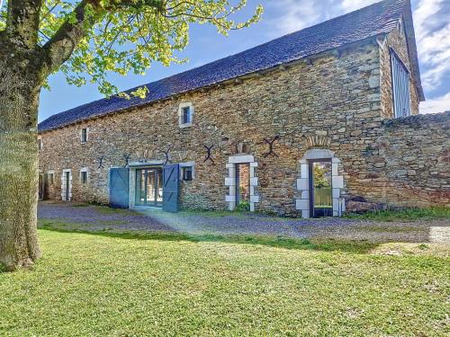 Comps-la-Grand-Ville House | Bergerie Rénovée, SPA - SAUNA , Proche des Lacs, Sentiers Pédestres