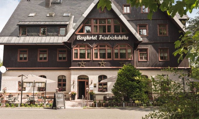 Baerenburg Hotel | Berghotel Friedrichshöhe
