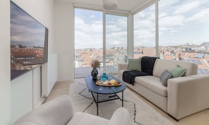 Saint-Josse-ten-Noode Apartment | Beriot V - Two Bedroom Apartment, Sleeps 6