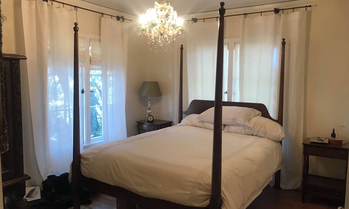 Berkeley Hills House | Berkeley Hills 3bd, 2.5 bath home: Bay views, charm meets nature and luxury