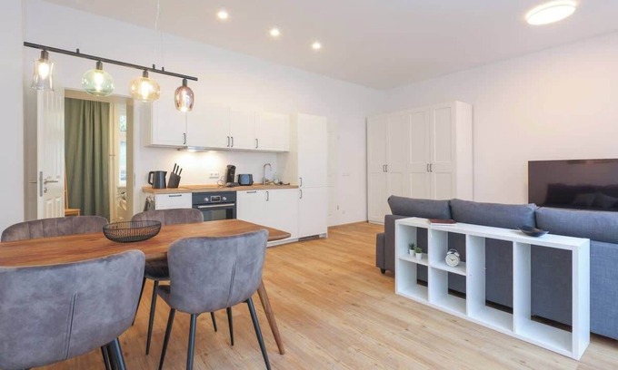 Friedrichshain Apartment | Berlinkiez The Space: