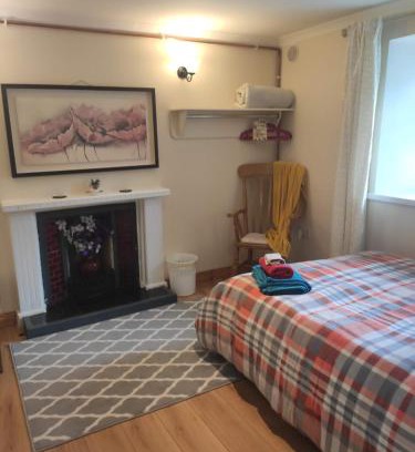 Castlebar House | Bernie's Place - Homestay