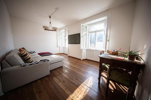 Campocologno Apartment | Bernina Express Historic Retreat