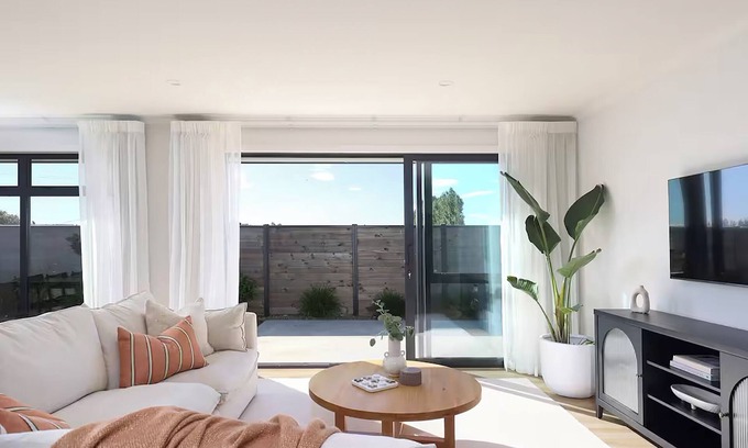 Richmond House | Berryfields Luxury Gem - 5* Location Richmond