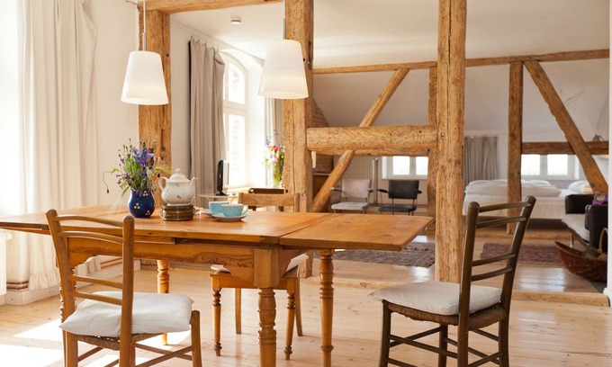 Alt Suhrkow Apartment | Bertha - Ferienwohnung auf Gut Pohnstorf
