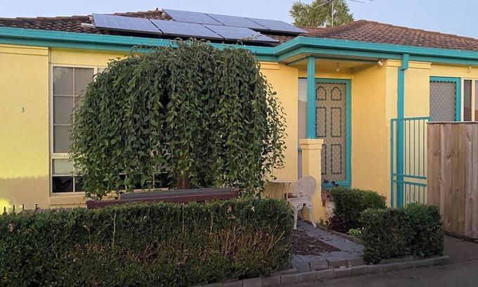 Berwick House | Berwick 2 Bedroom Pet Friendly House