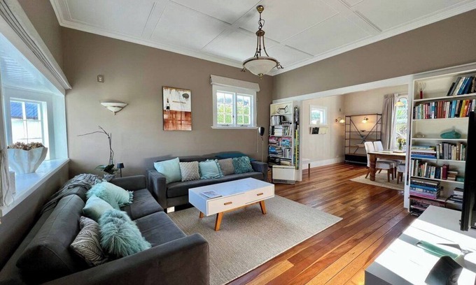 Devonport House | Bespoke Stays - Spacious Haven
