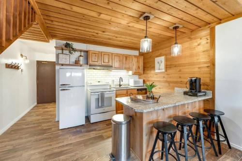 North Park City Apartment | Best 1BR Vacation You'll have!