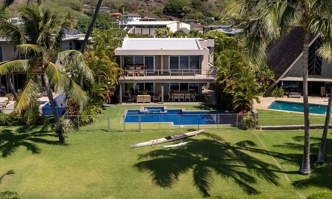Eastern Honolulu House | Best and Newest Beachfront Listing in Honolulu