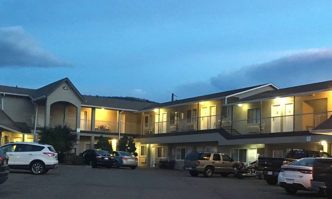 Valleyview Hotel | Best Budget Inn and Suites