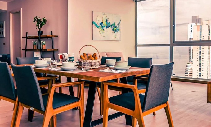 Tumba Vieja House | Best Condominium Ocean View | PH Boutique Quartier del Mar
