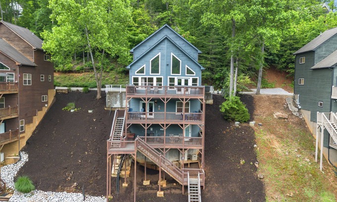 Lakeside Estates House | Best cove on Norris – no wake, near marina's & jumping bridge