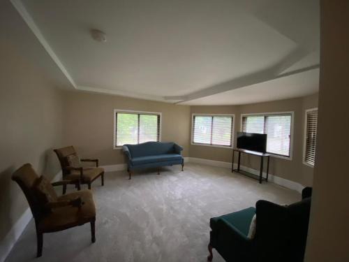 Willmar House | Best Deal-8 beds- Perfect for large Team