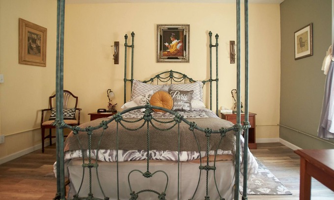 Columbia Apartment | Best kept secret in "The District" Downtown Columbia!