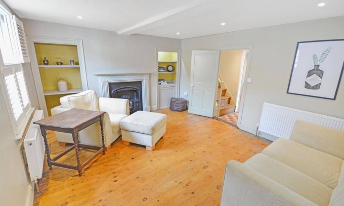 Diss House | Best located and beautifully renovated cottage