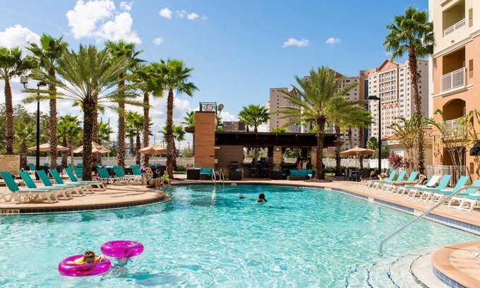 Florida Center Apartment | Best location 1 Bedroom Resort Near Universal
