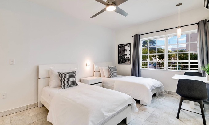 Flamingo/Lummus Condo | Best location by the Beach ! Free WiFi - TV - All amenities