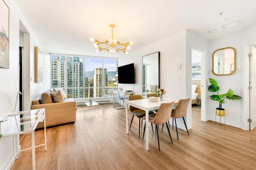 Downtown Vancouver Apartment | Best Location Downtown Chic Suites