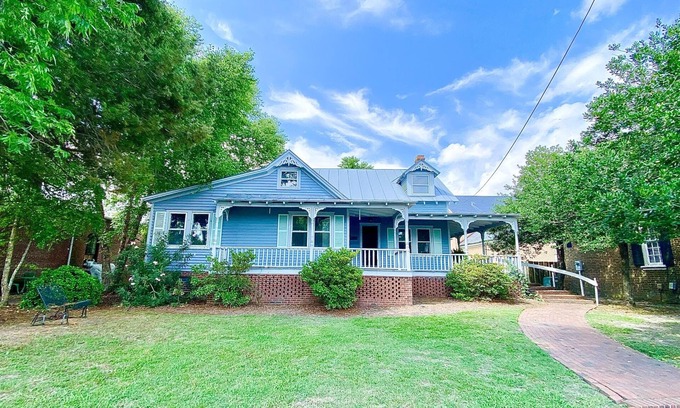 Edenton House | BEST location in Historic Downtown Edenton!