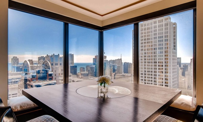 Near North Side Condo | Best Location! Luxury 51st FL Amazing Views of Lake & City, Hotel-like Amenities