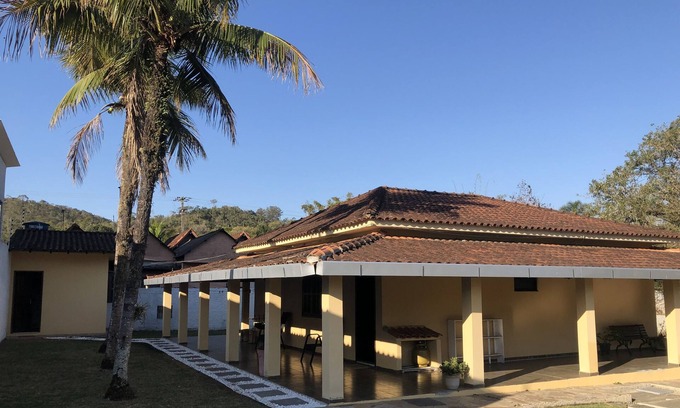 Penedo House | Best location Penedo - Beautiful Casa downtown Large backyard