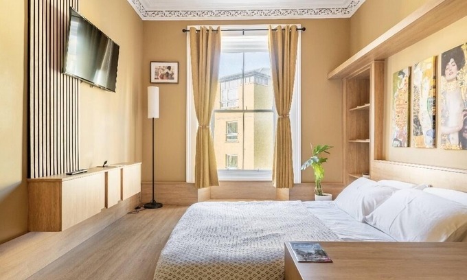 Tollcross Apartment | Best location to discover Edinburgh!