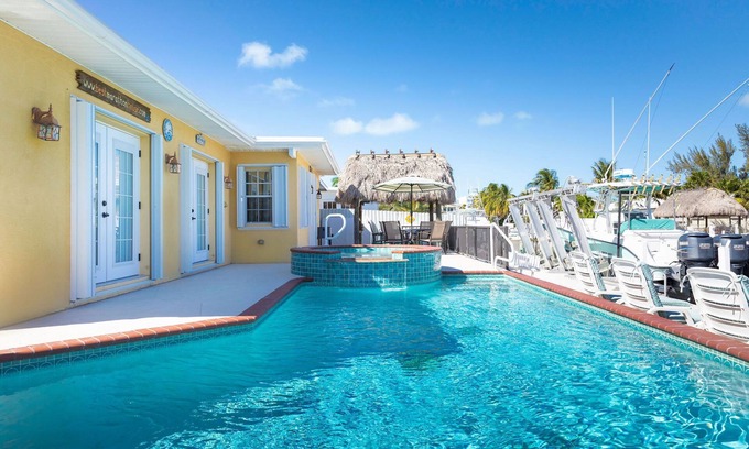 Marathon House | Best Marathon House with Heated Pool and Spa, Boat Dock and Ice Maker