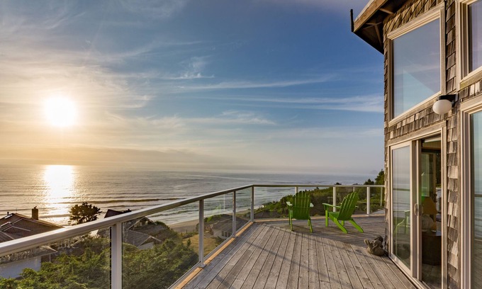 Cloverdale House | Best Ocean Views Outside Pacific City