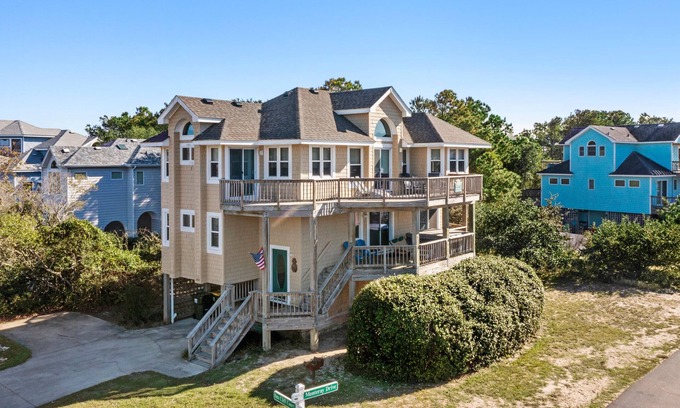 Monteray Shores House | Best of Both - S2O: Hot Tub, Pool Access, Dogs OK