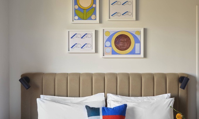 Williamsburg Hotel | Best Place to Stay in New York! Pets Allowed, Near Empire State Building