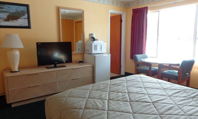 Gunnison Hotel | Best Private Room Near Downtown