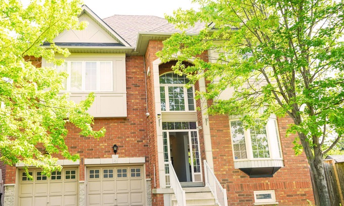 Applewood House | Best staying place in town