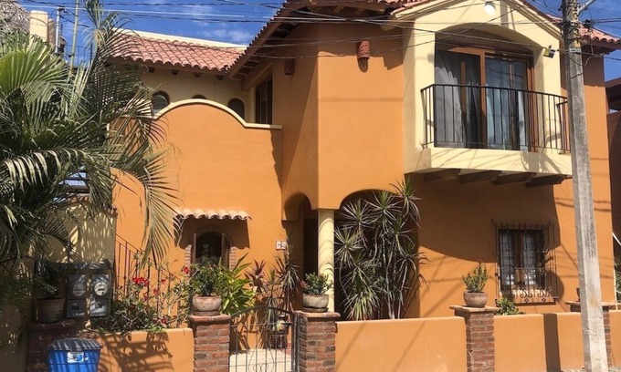 San Francisco House | Best Value in San Pancho & near the beach! Peaceful Casa Flores