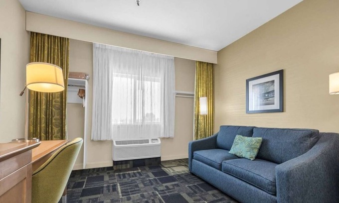 Vacaville House | Best Value, Quality Stay! Outdoor Pool, Pets Allowed, Near Southwood Park!