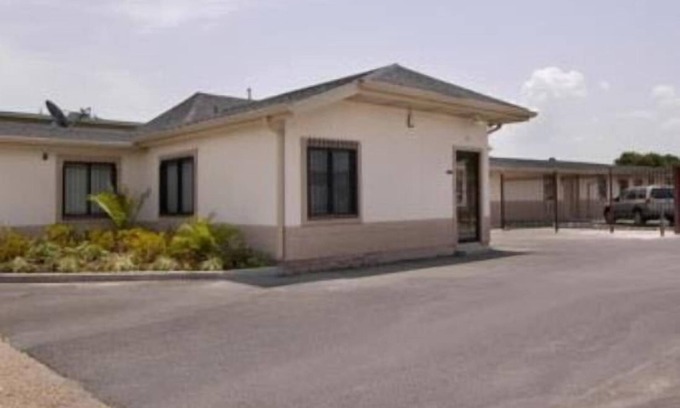 Viavant - Venetian Isles Hotel | Best Way Inn & Suites