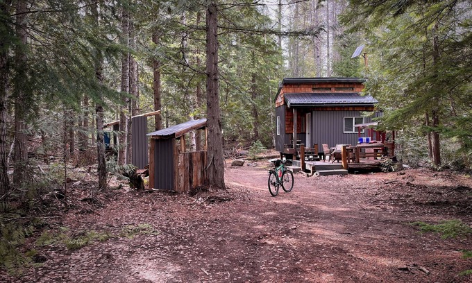 Central Kootenay Cabin | Best West Kootenay Off-Grid Tiny House