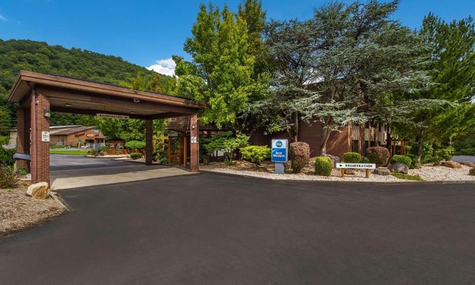 LaVale Hotel | Best Western Braddock Inn