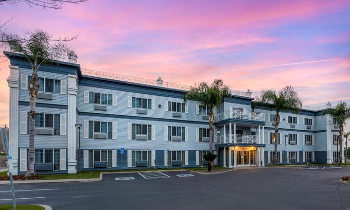 Selma Hotel | Best Western Colonial Inn