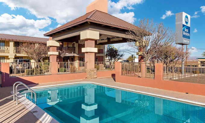 Safford Hotel | Best Western Desert Inn
