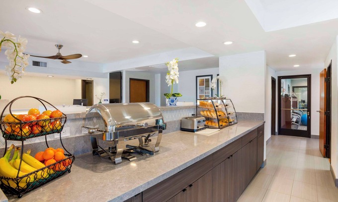 Exeter Hotel | Best Western Exeter Inn & Suites