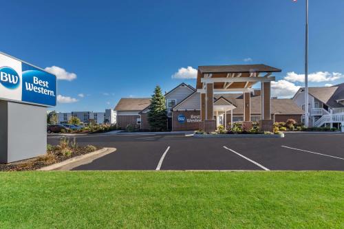 Fishkill Hotel | Best Western Fishkill Inn & Suites